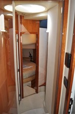 Queen Bee 15 Companionway