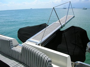 Queen Bee 35 
