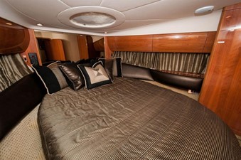 JOLIE 7 Master Stateroom