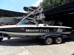 MasterCraft X7 1 exterior