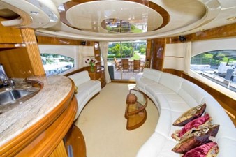 HELENA 7 Salon looking aft