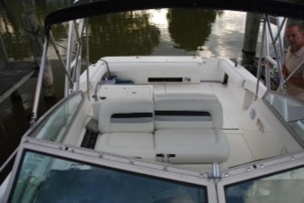1993 Sea Ray Laguna 29 Walkaround 9 