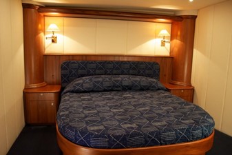 MISS CHECKERS 6 Master Stateroom
