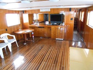 Island Waters 13 