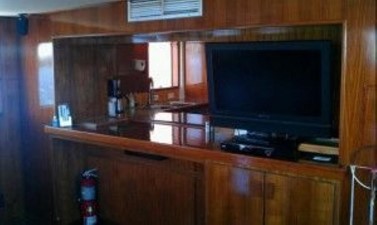 Island Waters 15 