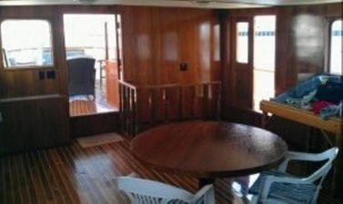 Island Waters 16 