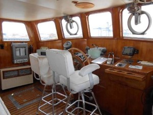 Island Waters 24 