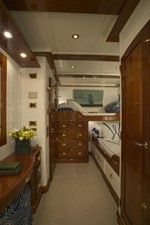 Wanderbird 22 Guest Stateroom