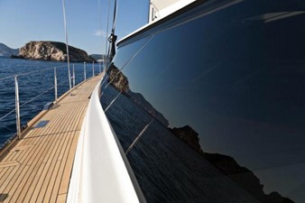 SCORPIONE dei mari 16 On deck side passage way