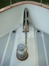Sea Quester 2 49' DeFever anchor windlass