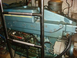 Sea Quester 33 49' DeFever port main engine