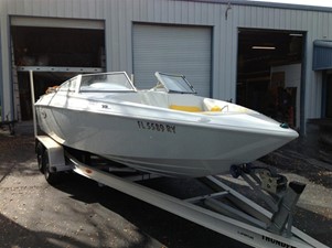 BAJA 202 ISLANDER 0 STARBOARD SIDE