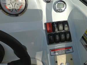 BAJA 202 ISLANDER 17 ACCESSORY PANEL