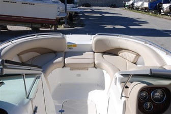 NauticStar 230 DC Sport Deck 12 