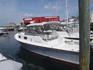 Gray Goose 10 Port