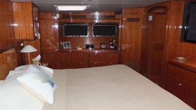 GRACE OF TIDES 15 Full beam master - Port