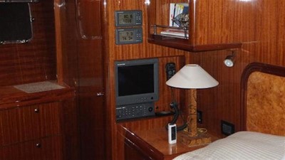 GRACE OF TIDES 16 Master Nav center