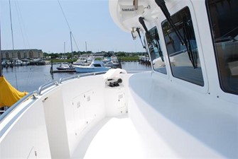 GRACE OF TIDES 37 Portuguese bridge & Starboard wing controls