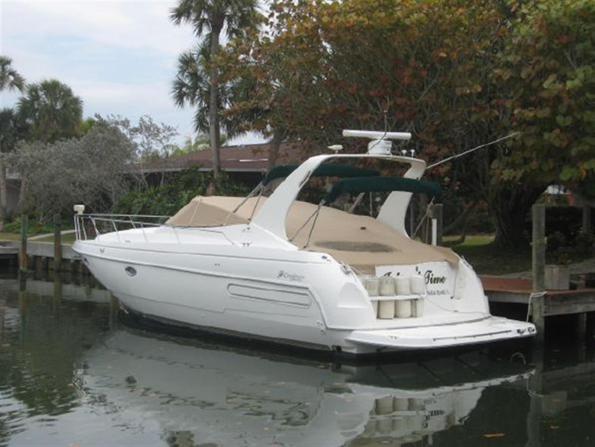 35 Cruisers 98 Cruising Yacht CRUISERS YACHTS 35' 1998 | YATCO