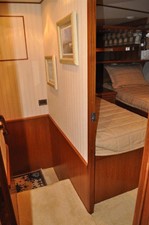 No Name 64 10 Companionway