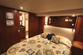 Sunny Days 52 Master Stateroom