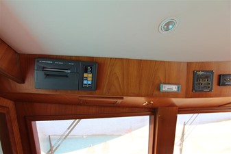 Sunny Days 34 Pilothouse Helm