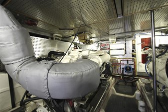 Sunny Days 105 Engine Room
