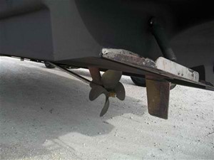 40 Motor Yacht 23 Fresh Bottom Paint Aug.2013