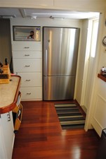 FLYING COLORS 7 Galley and Side Deck Access
