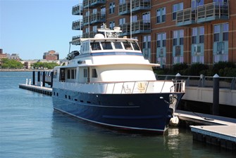 FLYING COLORS 27 Dockside View