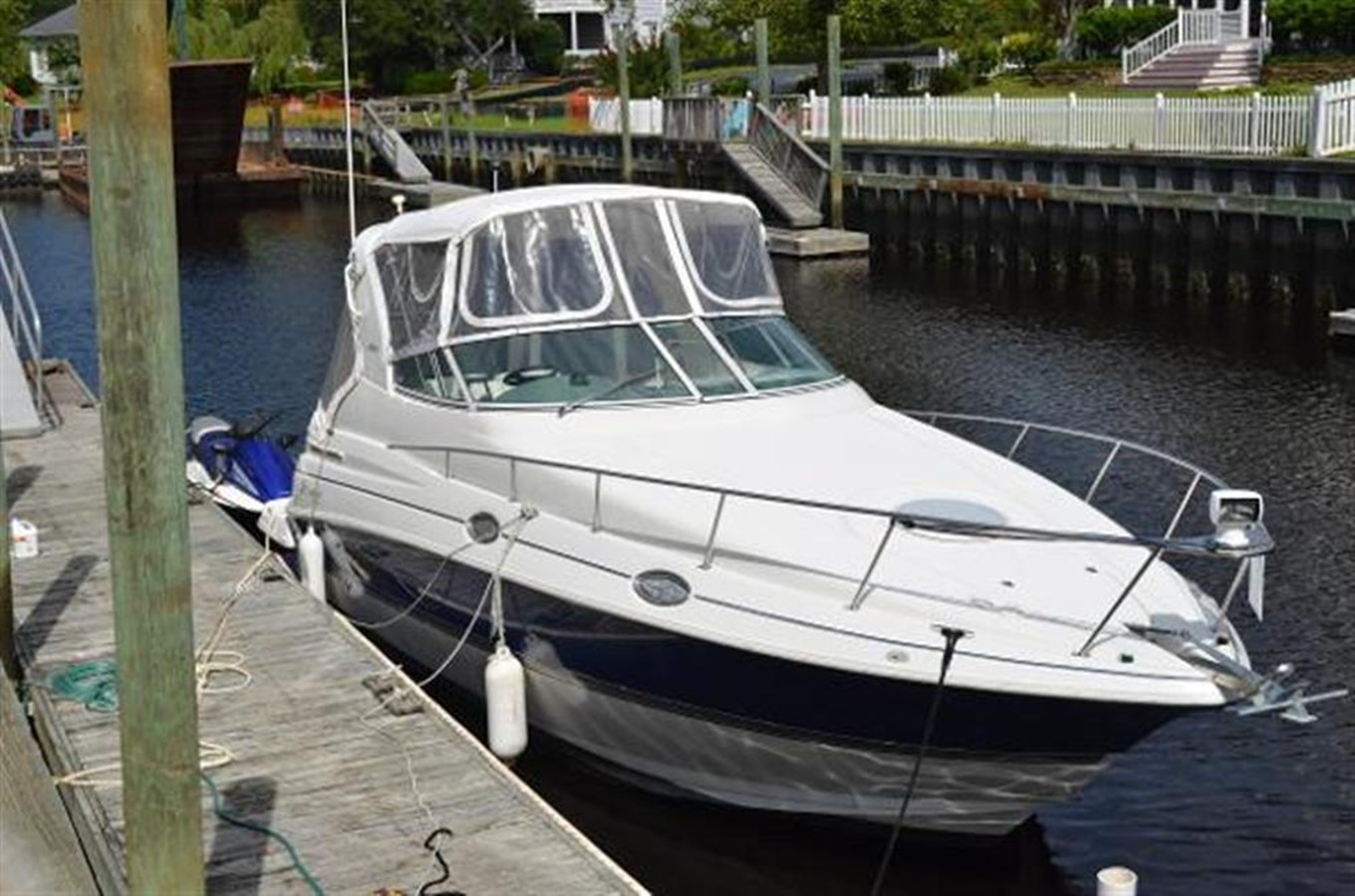 No Name Cruising Yacht CRUISERS YACHTS 28' 2005 | YATCO