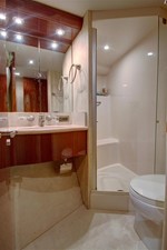 Passion 71 Bow Stateroom Head