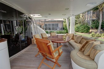 Passion 80 Aft Deck Dinette