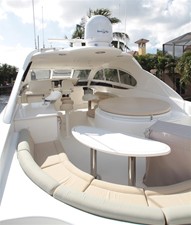 Passion 98 Flybridge Seating