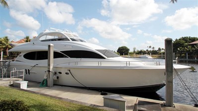 Passion 129 Starboard Exterior