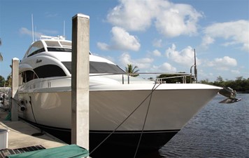Passion 131 Starboard Exterior