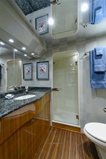 Conquest 18 Master Stateroom Head