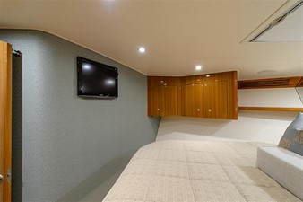 Conquest 20 Forward Stateroom