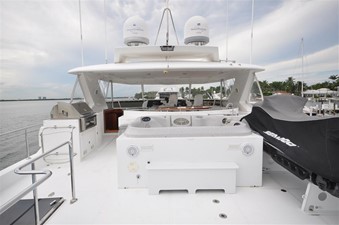 CRESCENDO 23 Flybridge / Deck