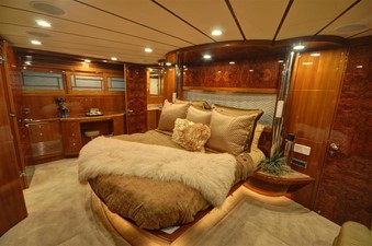 CRESCENDO 9 Master Stateroom