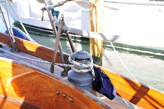TRINKA 12 