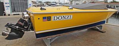 DONZI 22 CLASSIC 40TH ANNIVERSARY EDITION 3 Starboard View
