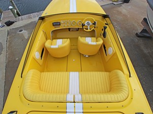 DONZI 22 CLASSIC 40TH ANNIVERSARY EDITION 7 Large Cockpit W/Dual Captains Chairs
