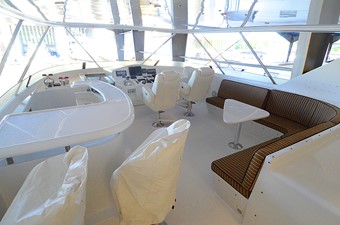 CLOUD 9 18 Flybridge