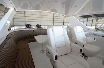 CLOUD 9 15 Flybridge Helm Seats