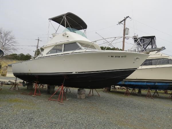Big Lee Motor Yacht BERTRAM 28' 1973 | YATCO