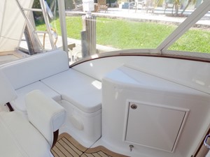 U-N-SEA 10 Cabinet