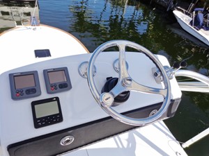 U-N-SEA 20 Tower Helm