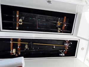 U-N-SEA 23 Rod Storage in Hardtop