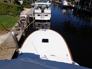 U-N-SEA 28 Foredeck